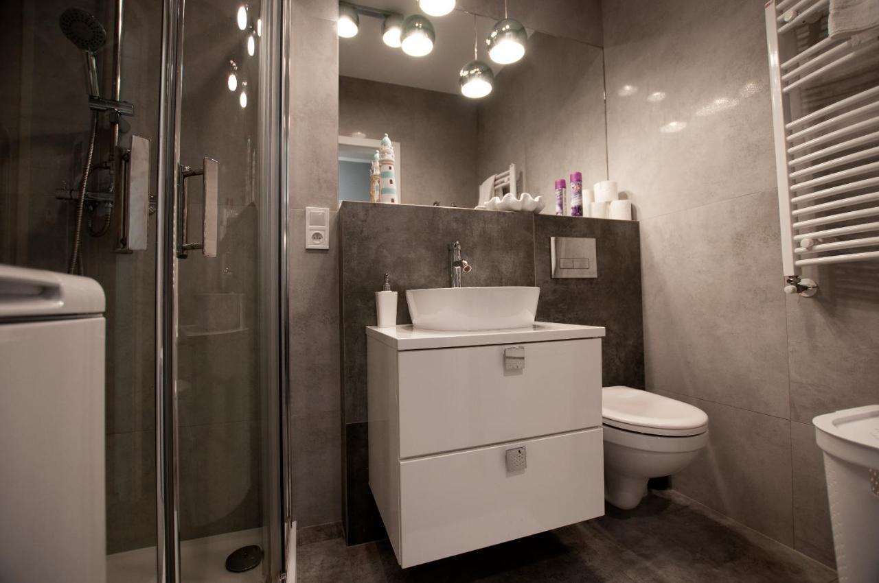 Apartament Ikar - 2 Pokojowy Przy Morzu Z Balkonem Pobierowo Esterno foto